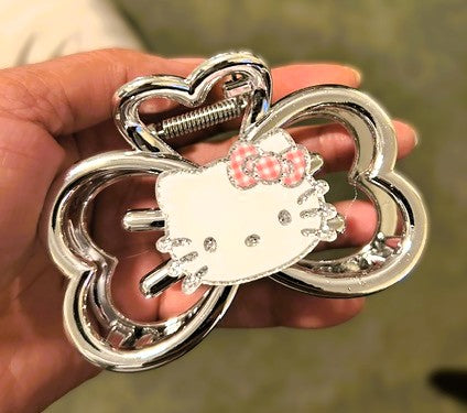 Hello Kitty silver heart-shaped hair claw clip front view